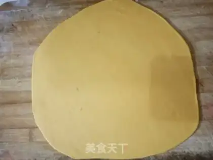 Make Homemade pumpkin noodles step 4