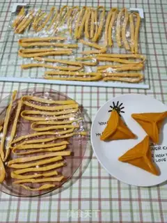 Make Homemade pumpkin noodles step 7