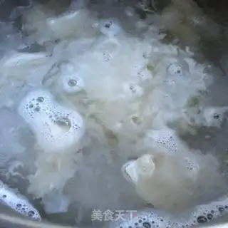 Make Pelican noodles step 2
