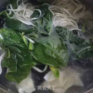 Make Pelican noodles step 3