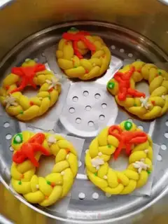 Make Christmas pumpkin ring step 15