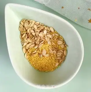 Make Apple oatmeal step 2