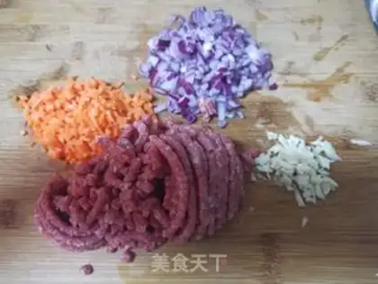 Make Beef tomato pasta step 0