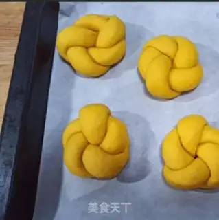 Make Pumpkin burger step 8