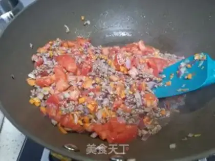 Make Beef tomato pasta step 10