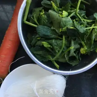 Make A spinach mix fan step 0