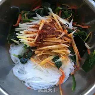 Make A spinach mix fan step 6