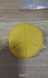 Make Pumpkin Christmas tree step 5