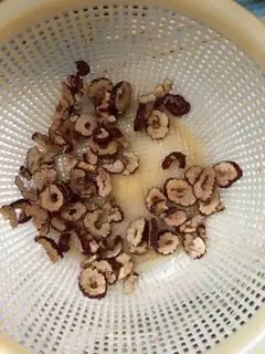Make Red dates, soybeans step 1