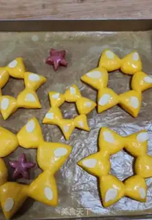 Make Pumpkin Christmas tree step 10