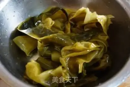 Make Korean seaweed soup step 0