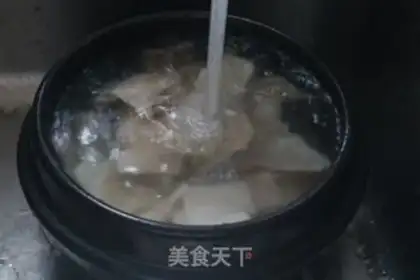 Make The gravy radish soup step 3