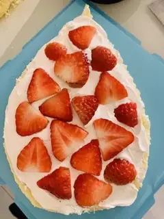 Make Santa cake step 3
