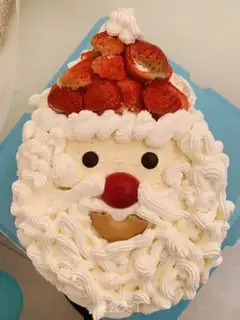 Make Santa cake step 5