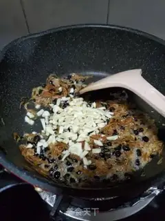 Make The bean shrimp and radish step 8