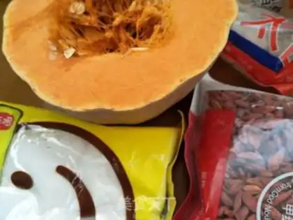 Make Pumpkin round soup step 0