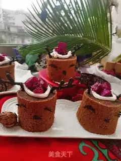 Make A moose cake roll step 22