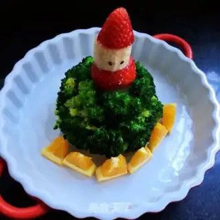 Make Snowman Christmas tree step 9