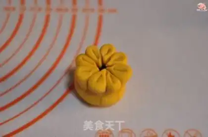 Make Carrot, bean bag step 6