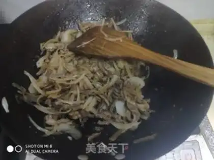 Make Sheep fried onions step 6