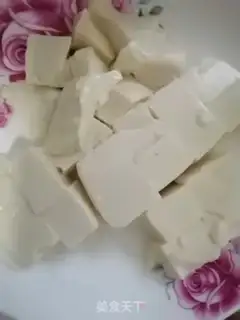 Make Tofu soup step 1