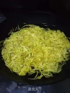 Make A chrysanthemum step 4