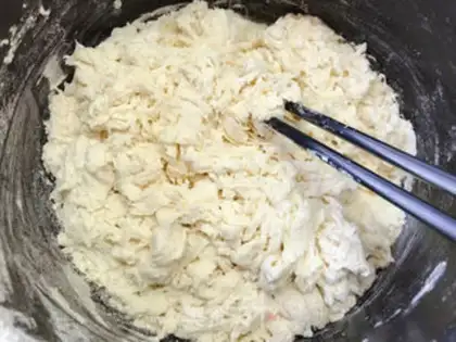 Make Pork dumplings step 2