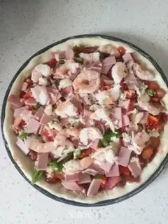 Make Shrimp ham pizza step 10