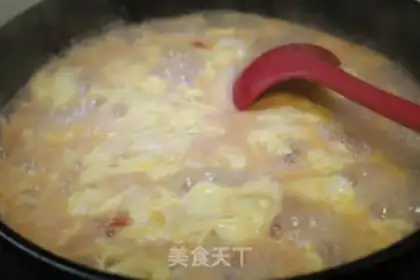 Make Golden pins and mushroom beef soup step 8