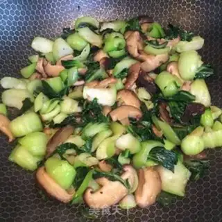 Make Fry mushrooms step 5