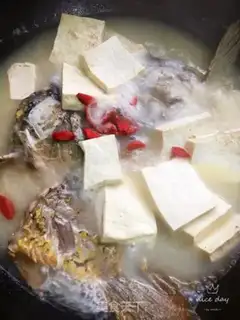 Make Fish-head tofu soup step 8