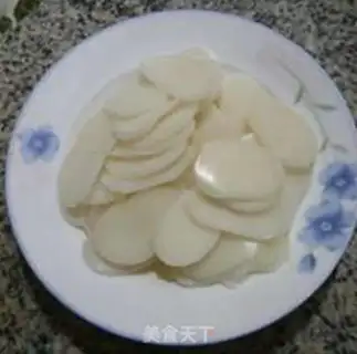 Make The mushrooms and the cabbage step 1