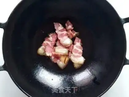 Make Peppers, mushrooms, pork step 3