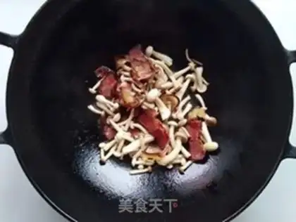 Make Peppers, mushrooms, pork step 5