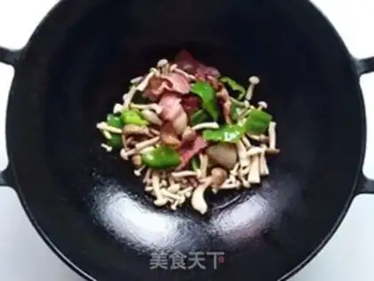 Make Peppers, mushrooms, pork step 7