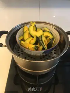 Make Pumpkin sauce pasta step 2