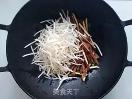 Make Pepper bean sprouts step 4