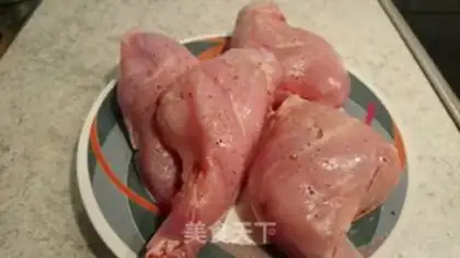Make Dragon-earth mustard rabbit leg step 1
