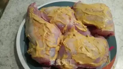 Make Dragon-earth mustard rabbit leg step 4