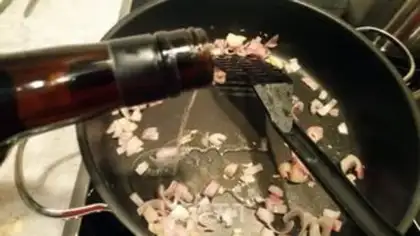 Make Dragon-earth mustard rabbit leg step 6