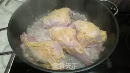 Make Dragon-earth mustard rabbit leg step 7