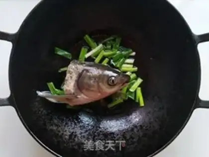 Make Tofu burns fish heads step 3