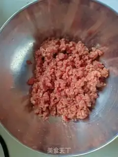 Make Beef celery pie step 0