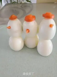Make Egg-size Christmas snowman step 3