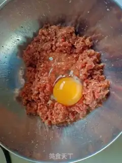 Make Beef celery pie step 2