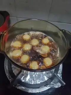 Make Red dates, black sugar, soup step 3