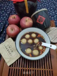 Make Red dates, black sugar, soup step 6