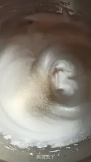 Make Orange Cake roll step 3
