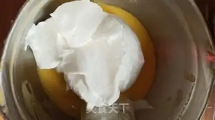 Make Orange Cake roll step 9