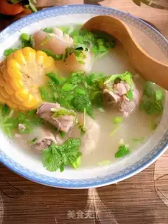 Make Piggy-footed corn soup step 5